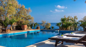 Beachfront Luxury Villa South Crete, 500m to Restaurant & BBQ!!